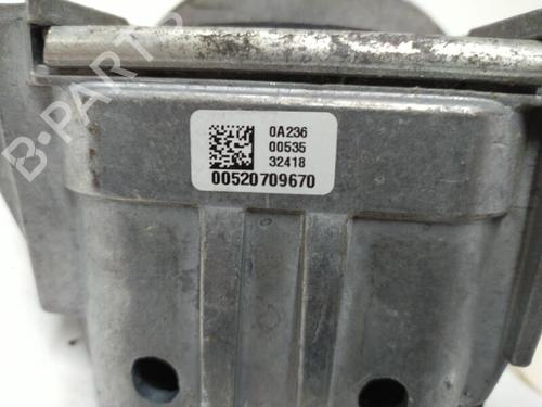 Used Engine mount FIAT 500X (334_) 1.6 D Multijet (334AXA1B, 334AXA11) (120 hp) 20900005