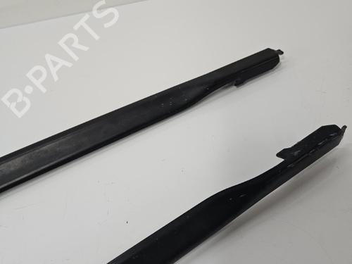 front-windshield-wiper-arm-seat-leon-1p1-2005-2006-2007-2008-2009-2010-2011-2012-2013-40607038 main image