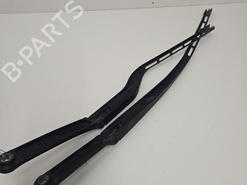 Used Front windshield wiper arm AUDI A3 (8P1) 1.9 TDI (105 hp) 32375823