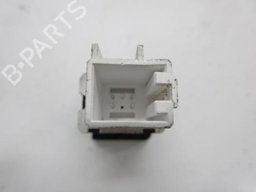 Used Switch VW GOLF V (1K1) 1.9 TDI (105 hp) 22106441