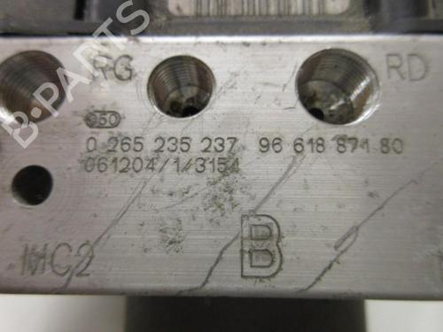 ABS pump PEUGEOT 307 CC (3B) 2.0 HDi 135 | BP20894887M43 