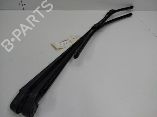 Used Front windshield wiper arm RENAULT SCÉNIC I MPV (JA0/1_, FA0_) 2.0 16V (JA1B, JA1D, JA0C) (139 hp) 20902138