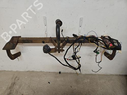 Kule for tilhengerfeste/Mekanisme PEUGEOT 407 (6D_) 2.0 16V (6DRFJC, 6DRFJE, 6DRFJF) (140 hp) 30823475