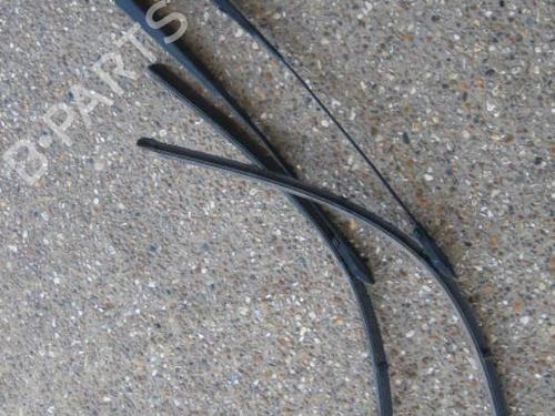 Used Front windshield wiper arm CITROËN C4 Picasso I MPV (UD_) 1.6 VTi 120 (120 hp) 20898041