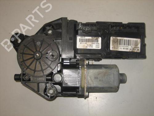 Vindusheismotor venstre foran RENAULT MEGANE III Hatchback (BZ0/1_, B3_) 1.5 dCi (106 hp) 20898317