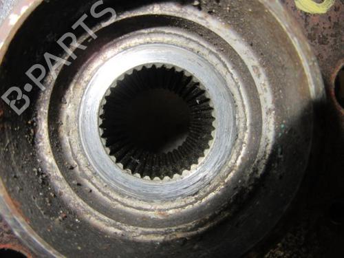 Used Right front steering knuckle Right front steering knuckle VW NEW BEETLE (9C1, 1C1) 2.0 (115 hp) 20900677 20900677