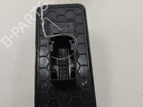 Used Left front window switch Left front window switch 39522843 39522843