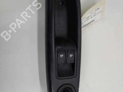Used Left front window switch RENAULT CLIO II (BB_, CB_) 1.4 16V (B/CB0P, BB13) (98 hp) 20896096