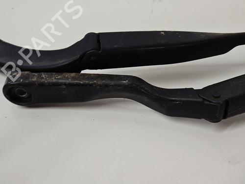 Used Front windshield wiper arm Front windshield wiper arm VW GOLF IV (1J1) 1.9 TDI (90 hp) 27886213 27886213