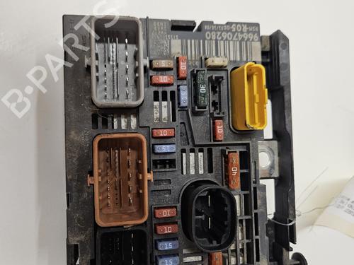 fuse-box-peugeot-partner-box-bodympv-2008-36059288 main image