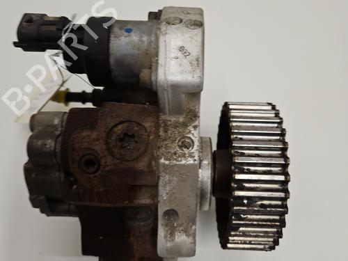 Pompe à injection RENAULT SCÉNIC II (JM0/1_) 1.9 dCi (JM0G, JM12, JM1G, JM2C) (120 hp) 29300871