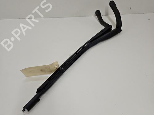 Used Front windshield wiper arm PEUGEOT 307 (3A/C) 1.6 16V (109 hp) 26929110