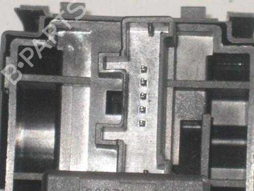 Used Switch Switch RENAULT SCÉNIC II (JM0/1_) 1.9 dCi (JM0G, JM12, JM1G, JM2C) (120 hp) 22105044 22105044