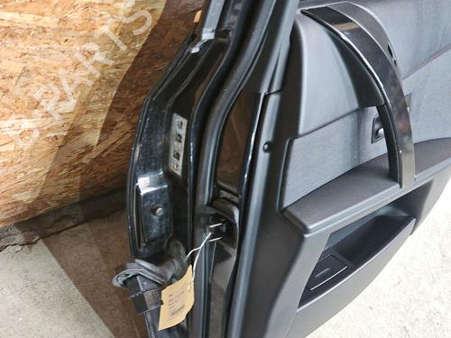 Dør højre bagtil Dør højre bagtil BMW 5 (E60) 525 d (177 hp) 32375763 32375763