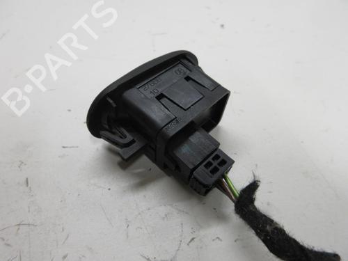 Used Left front window switch Left front window switch CITROËN C3 I (FC_, FN_) 1.4 HDi (68 hp) 20896589 20896589