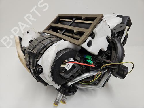 Used Heater matrix box PEUGEOT 208 II (UB_, UP_, UW_, UJ_) e-208 (136 hp) 30532422