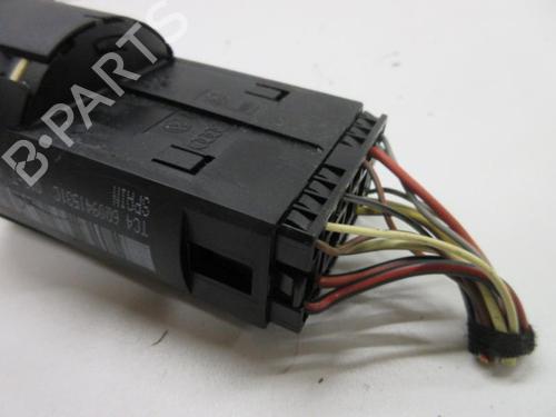 Used Headlight switch VW POLO (9N_, 9A_) 1.4 TDI (80 hp) 22107858