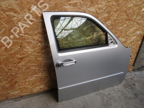 Used Right front door DODGE NITRO 2.8 CRD 4WD (177 hp) 20902543