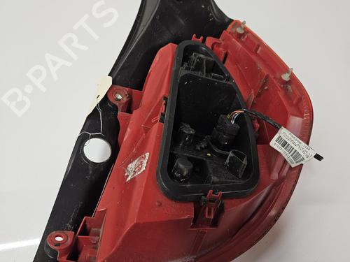 left-taillight-renault-clio-iii-br01-cr01-2005-2006-2007-2008-2009-2010-2011-2012-2013-2014-40003212 main image