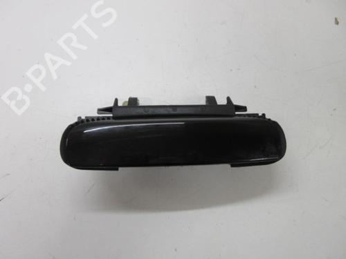 front-right-exterior-door-handle-audi-a4-b7-avant-8ed-19-tdi-8e0839207-2004-2005-2006-2007-2008-20895443 main image
