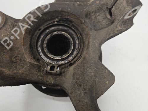 Used Left front steering knuckle RENAULT CLIO III (BR0/1, CR0/1) 1.2 16V Hi-Flex (BR1U, CR1U) (75 hp) 28029956