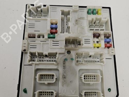 Used Fuse box Fuse box RENAULT SCÉNIC III (JZ0/1_) 1.6 dCi (JZ00, JZ12) (130 hp) 39583234 39583234