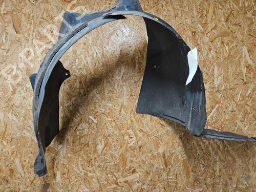 Arco della ruota PEUGEOT 407 SW (6E_, 6D_) 2.0 HDi 135 (136 hp) 31698393