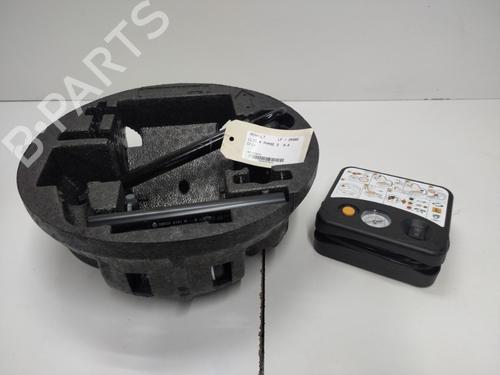 Used Jack Kit RENAULT CLIO IV (BH_) 0.9 TCe 90 (BHNF, BHMA, BHMH, BHJK, BHJR) (90 hp) 22109666