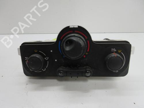 Used Climate control RENAULT CLIO III (BR0/1, CR0/1) 1.5 dCi (BR17, CR17) (86 hp) 20896645