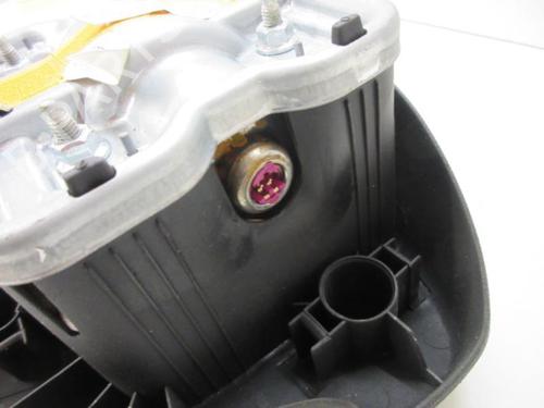 Used Driver airbag RENAULT CLIO III (BR0/1, CR0/1) 1.5 dCi (BR17, CR17) (86 hp) 20900849