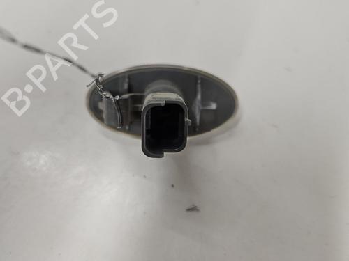 Used Right front indicator Right front indicator 38300269 38300269