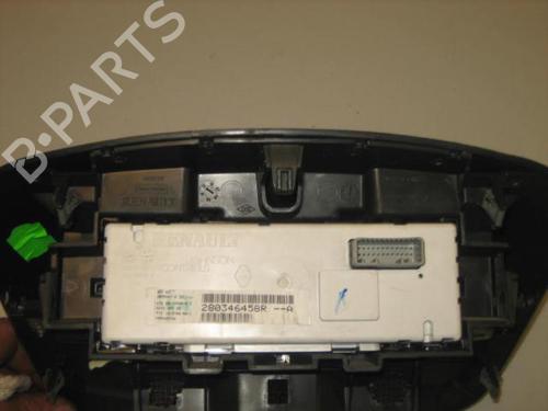 display-monitor-renault-megane-iii-hatchback-bz01_-b3_-15-dci-bz0c-2008-22105233 main image