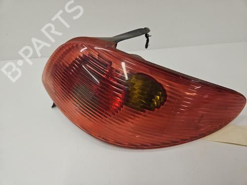 Højre baglygte PEUGEOT 206 Hatchback (2A/C) 1.1 i (60 hp) 29372279