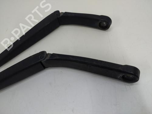 Front windshield wiper arm VW GOLF V (1K1) 2.0 TDI 16V | BP22810177C143 