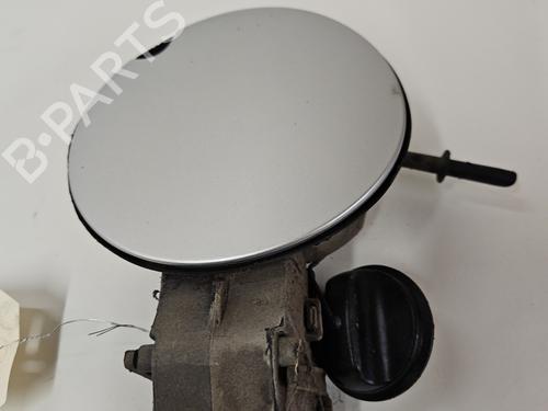 fuel-flap-renault-clio-iv-bh_-2012-2013-2014-2015-2016-2017-2018-2019-2020-2021-32221530 main image