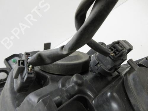 Used Right headlight Right headlight RENAULT CLIO III (BR0/1, CR0/1) 1.5 dCi (C/BR0G, C/BR1G) (68 hp) 33312249 33312249