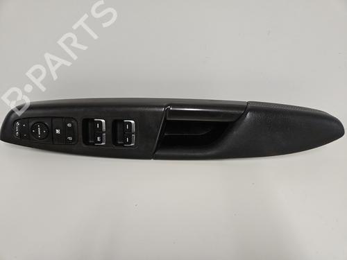 BP32199654I27 main image