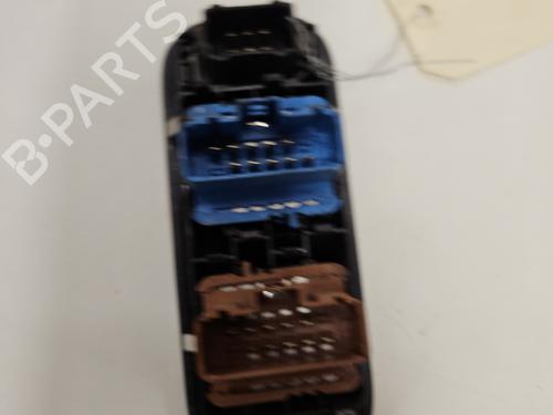 Interrupteur de vitre avant gauche RENAULT CLIO III (BR0/1, CR0/1) 1.5 dCi (BR17, CR17) | BP29895707I27 