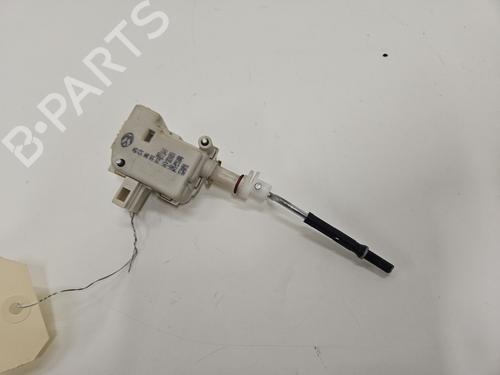 Used Fuel door actuator PORSCHE CAYENNE (9PA) 3.2 (250 hp) 26678712
