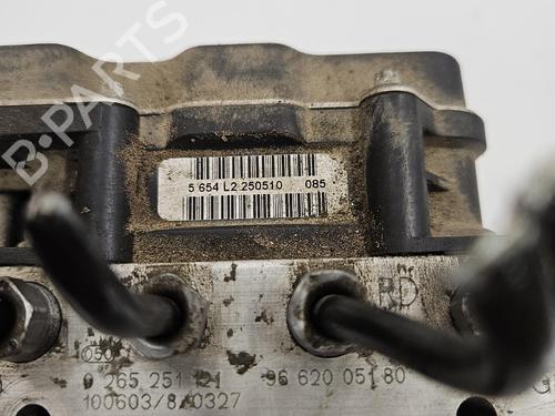Used ABS pump ABS pump PEUGEOT 407 (6D_) 2.0 HDi (6DRHRH) (140 hp) 39929385 39929385