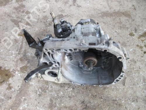 Used Gearbox NISSAN MICRA III (K12) 1.5 dCi (65 hp) 20889271