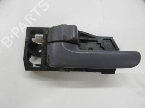 Used Front left interior door handle Front left interior door handle TOYOTA PICNIC (_XM1_) 2.2 D (CMX10_, CXM10G) (90 hp) 22106575 22106575