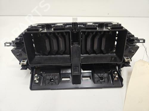 Used Climate control Climate control PEUGEOT 208 II (UB_, UP_, UW_, UJ_) 1.2 PureTech 100 (101 hp) 33729170 33729170