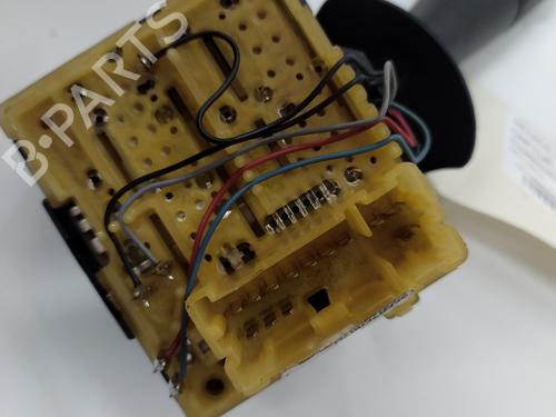 steering-column-stalk-renault-captur-i-j5_-h5_-2013-23793053 main image