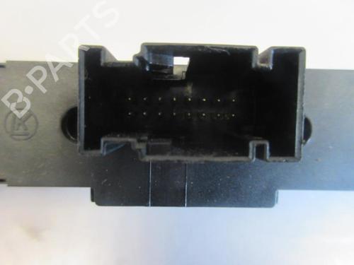 Used Warning switch Warning switch OPEL ZAFIRA / ZAFIRA FAMILY B (A05) 1.7 CDTI (M75) (125 hp) 22106403 22106403