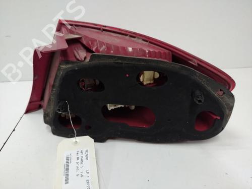 Used Left taillight Left taillight PEUGEOT 407 (6D_) 1.6 HDi 110 (6D9HZC, 6D9HYC) (109 hp) 22109496 22109496
