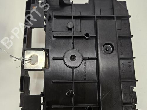 fuse-box-peugeot-308-sw-i-4e_-4h_-2007-2008-2009-2010-2011-2012-2013-2014-36939759 main image