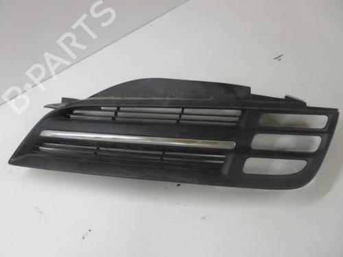 Used Grille NISSAN MICRA III (K12) 1.2 16V (80 hp) 20901315