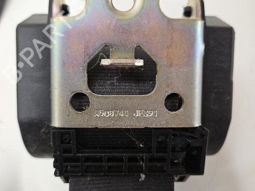 front-right-seatbelt-dacia-lodgy-js_-2012-29402825 main image