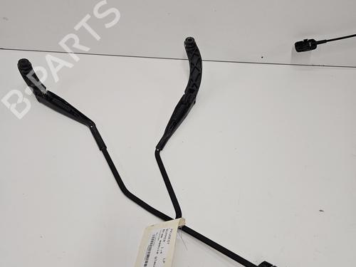 Used Front windshield wiper arm Front windshield wiper arm PEUGEOT BIPPER Tepee 1.4 HDi (68 hp) 34385116 34385116